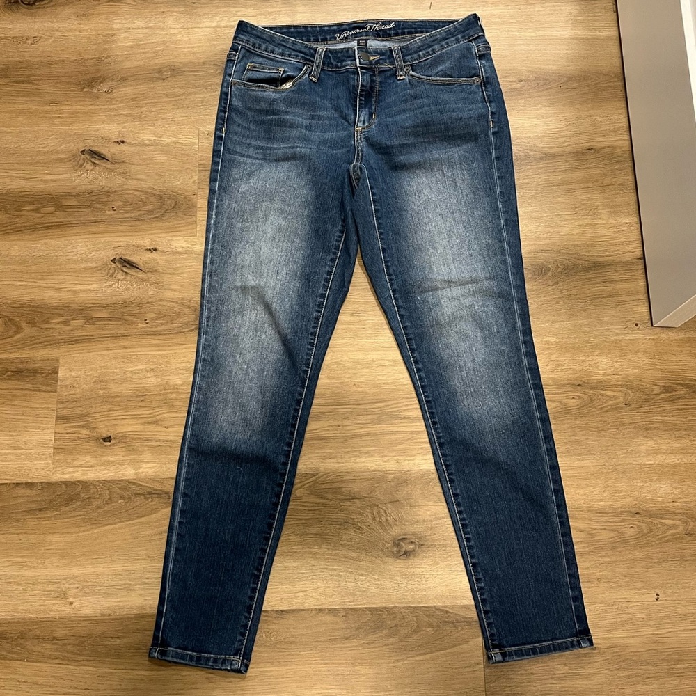 Universal Thread Mid Rise Skinny Jeans - Picture 2 of 5